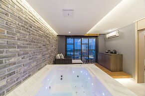Dignity Hotel