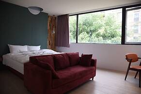 Ace House