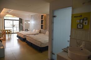 Ace House