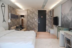 Ace House