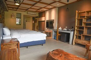 Ace House