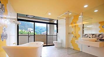 Ace House