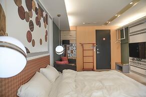 Ace House