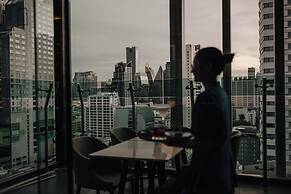 Solitaire Bangkok Sukhumvit 11