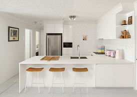 Burleigh Beach Tower