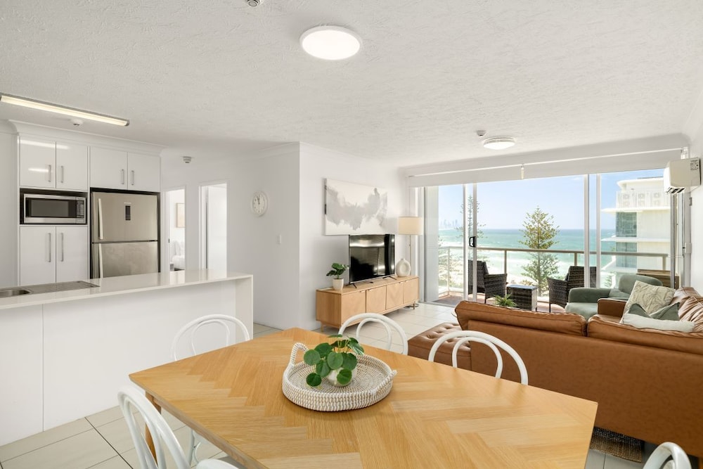 Burleigh Beach Tower