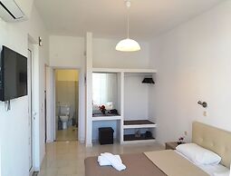 Villa Maroula