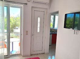 Villa Maroula