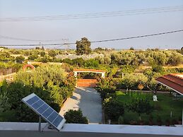 Villa Maroula