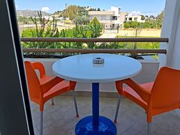 Villa Maroula