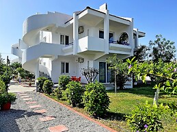 Villa Maroula