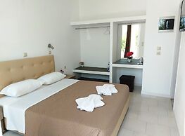 Villa Maroula