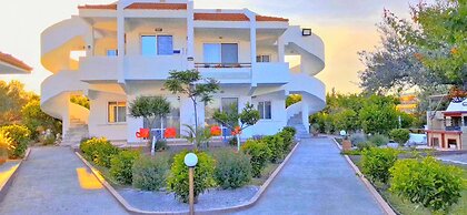 Villa Maroula