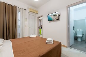Villa Maroula