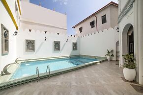Tembo Palace Hotel