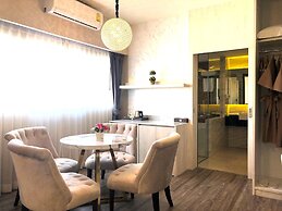 The Green View Hotel