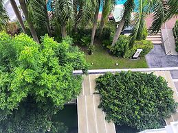 The Green View Hotel
