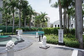 The Green View Hotel