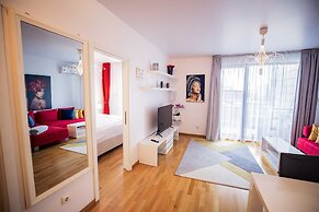 Red Hotel Riviera Suite & Lake