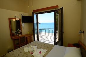 Sappho Hotel