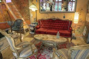 Lavender Circus Hostel