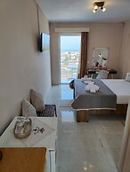 Yanna Studios & Apartments