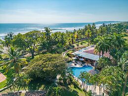 Sunset Del Mar Resort