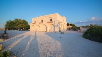 Masseria Fontana di Vite