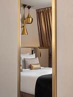 Niepce Paris Hotel, Curio Collection by Hilton