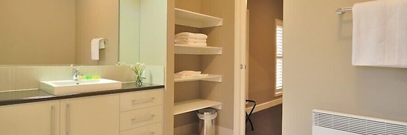 Barkly Suites Apartments