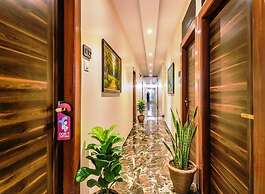 FabHotel Aksa International