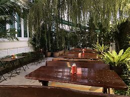 Siam Tharadol