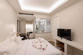 Siam Tharadol