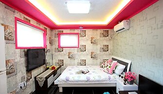 Pinky Marine Pension