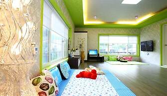 Pinky Marine Pension