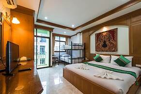 Magnific Patong