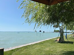 Laroba Wellness Hotel