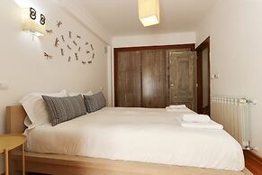 Grand Parliment Duplex by Homing