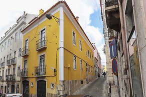 Grand Parliment Duplex by Homing