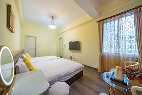 Sunny B&B