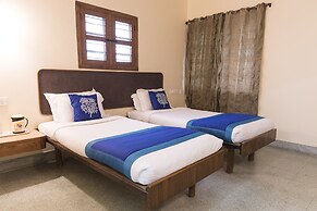 Hotel Woodlands