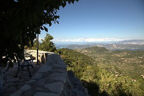 Estate Dafnopanagia Luxury Apartment