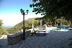 Estate Dafnopanagia Luxury Apartment