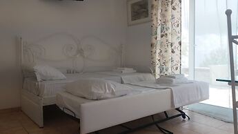 Estate Dafnopanagia Luxury Apartment