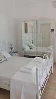 Estate Dafnopanagia Luxury Apartment