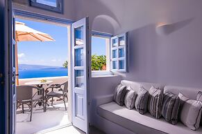 Pezoules of Oia