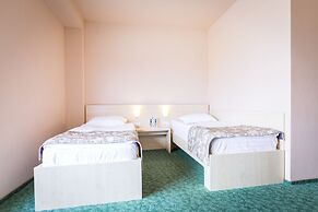 Stop Hotel