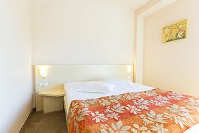 Stop Hotel