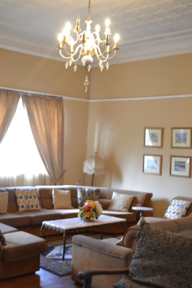Kestell Hotel
