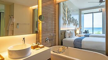 Crimson Resort & Spa Boracay